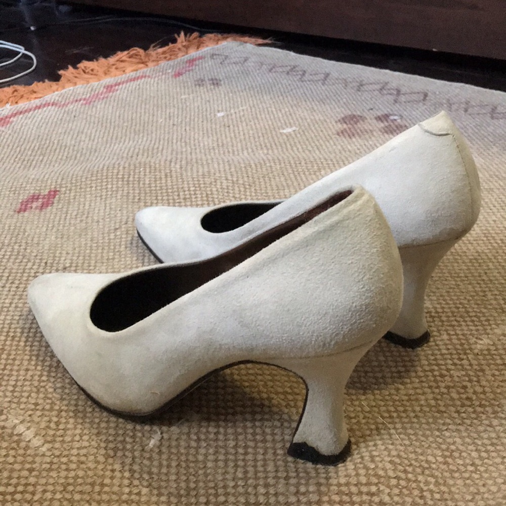 Ivory suede pumps